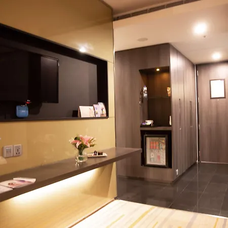 Novotel Kolkata Hotel And Residences Exterior photo A room at the hotel