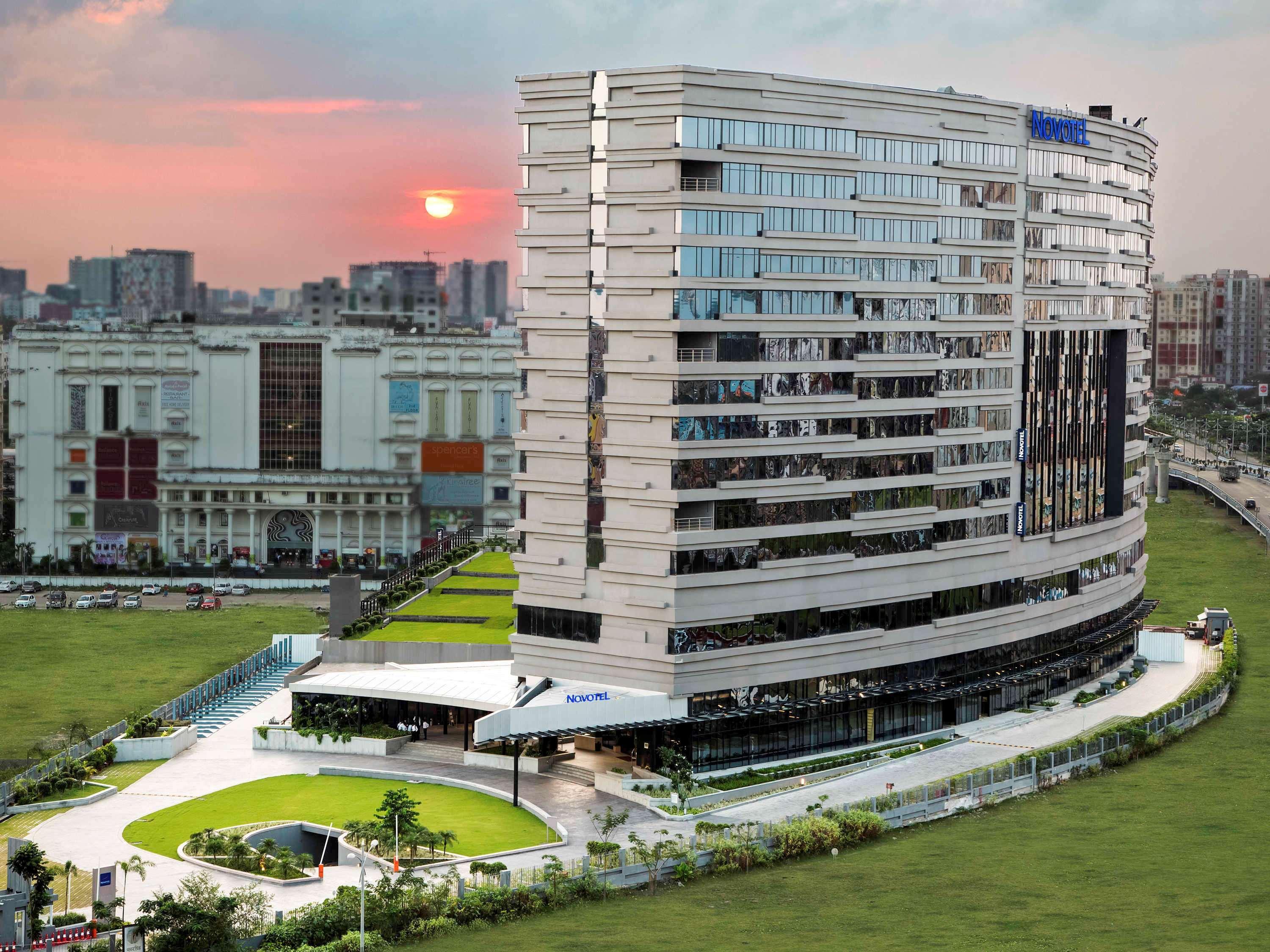 Novotel And Residences 5*
