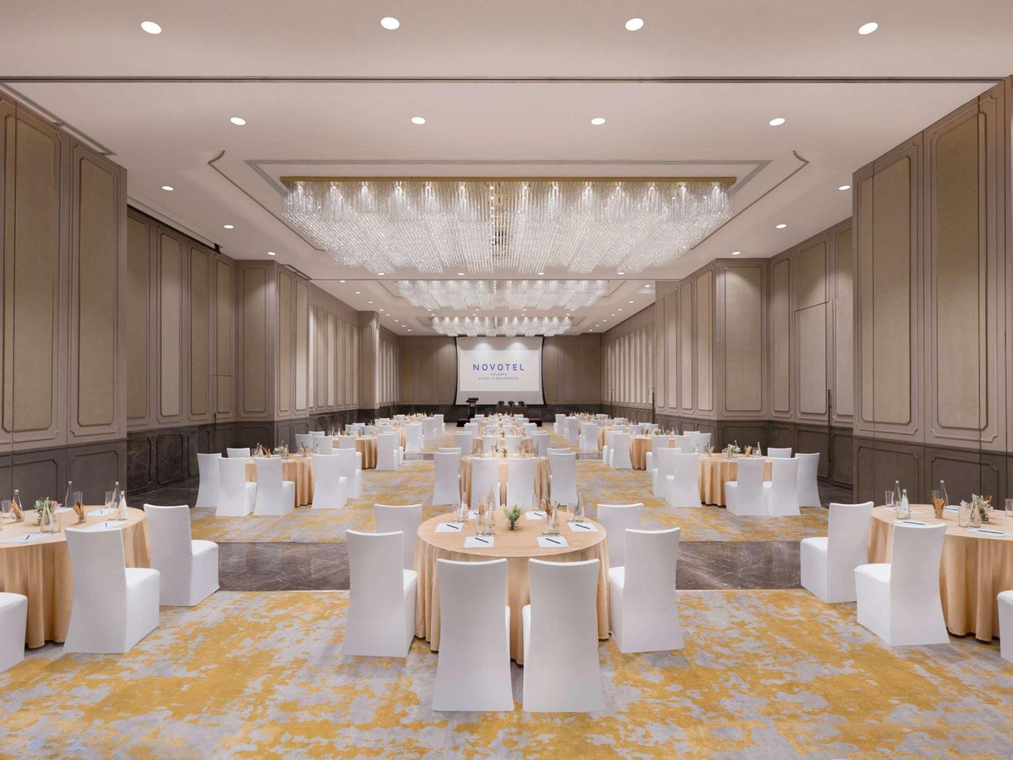 Hotel Novotel And Residences Kolkata