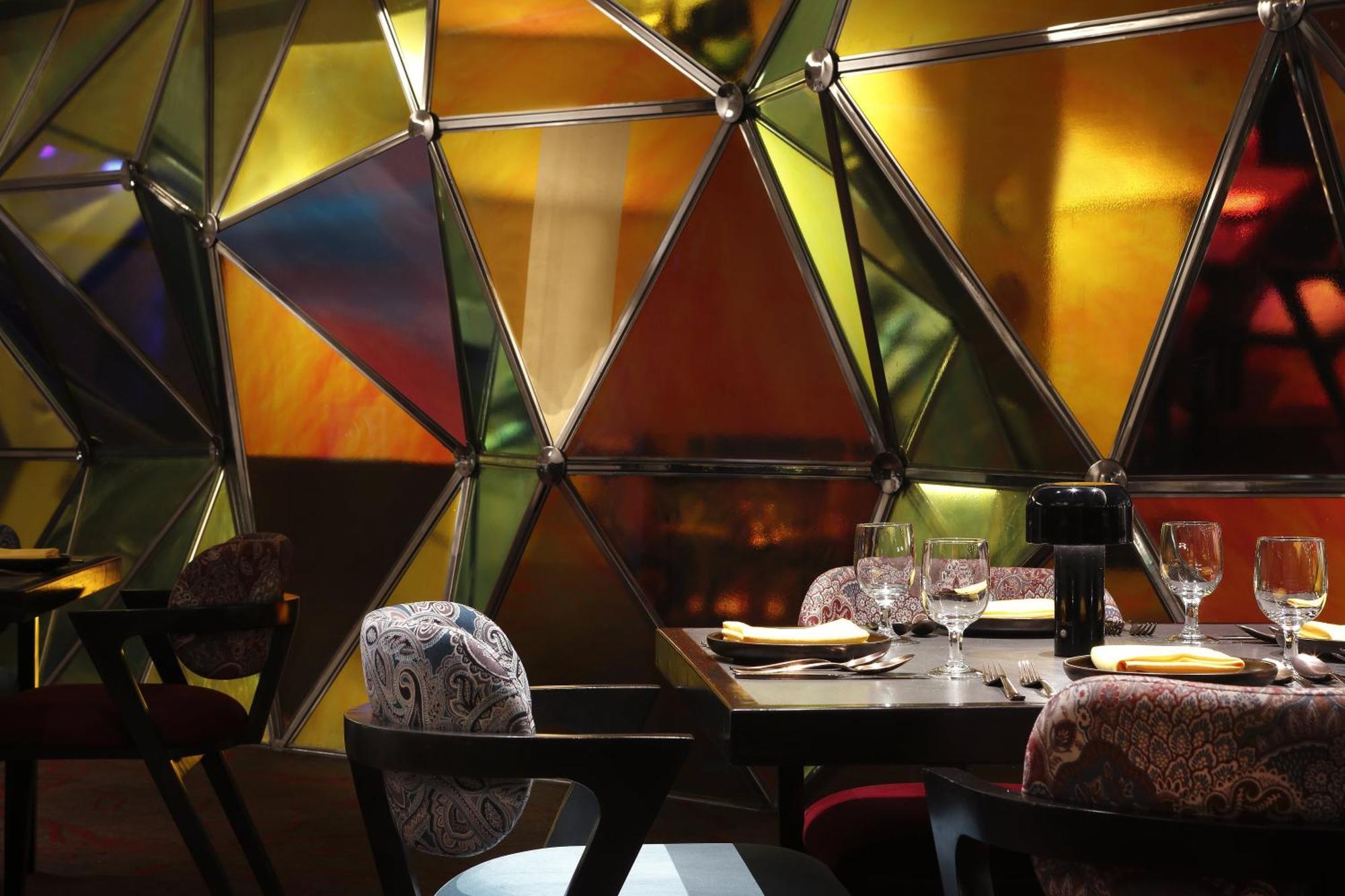 Hotel Novotel And Residences Kolkata
